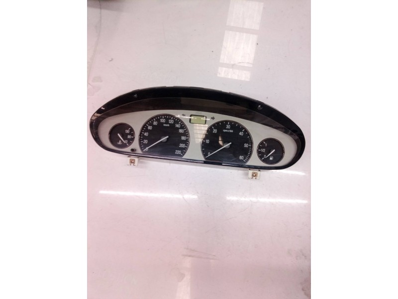 Recambio de cuadro instrumentos para lancia lybra berlina 1.9 jtd referencia OEM IAM 6028400030 6028400030 6028400030