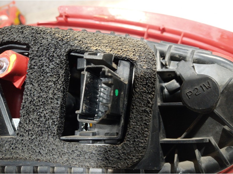 Recambio de piloto trasero derecho para toyota aygo (kgb/wnb) básico referencia OEM IAM   