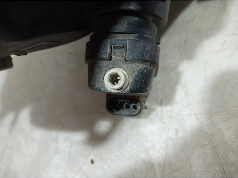 Recambio de faro izquierdo para renault kangoo (f/kc0) referencia OEM IAM 8200150614 8200150614 8200150614