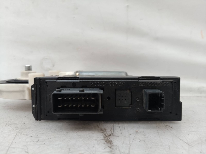 Recambio de motor elevalunas delantero derecho para citroën c5 berlina 1.8 16v x referencia OEM IAM 9632531980 9632531980 963253