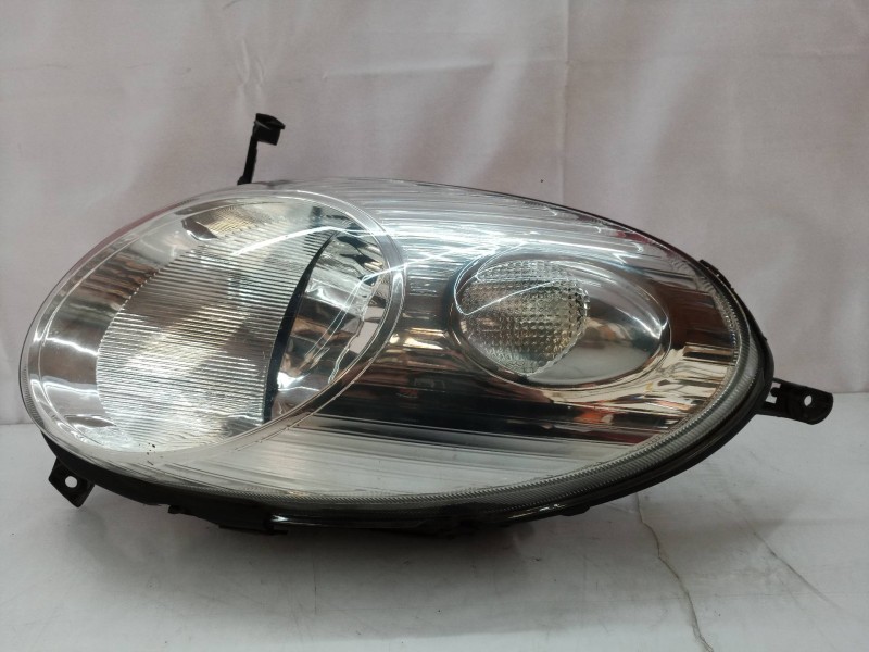 Recambio de faro izquierdo para nissan micra (k12e) referencia OEM IAM    Recambio de faro izquierdo para nissan micra (k12e) referencia OEM IAM