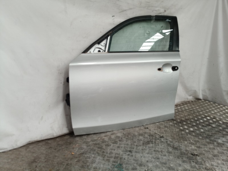 Recambio de puerta delantera izquierda para bmw serie 1 berlina (e81/e87) 120i referencia OEM IAM 41517191011 41517191011 415171