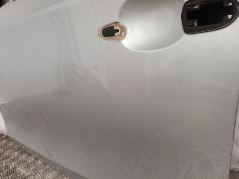 Recambio de puerta delantera izquierda para bmw serie 1 berlina (e81/e87) 120i referencia OEM IAM 41517191011 41517191011 415171