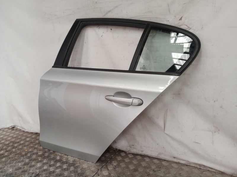 Recambio de puerta trasera izquierda para bmw serie 1 berlina (e81/e87) 120i referencia OEM IAM 41527191017 41527191017 41527191