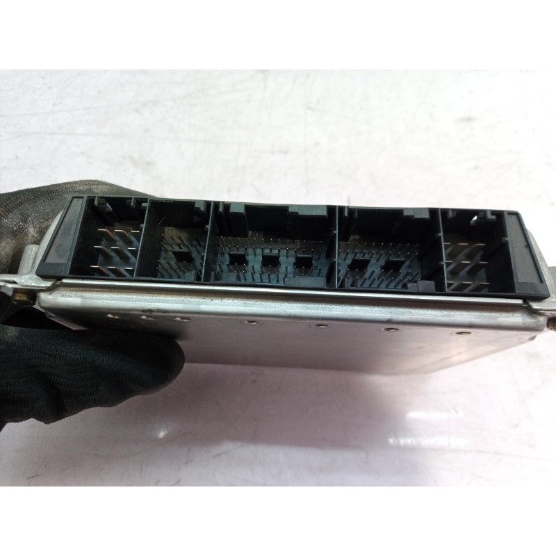 Recambio de centralita motor uce para bmw serie 3 berlina (e46) 320d referencia OEM IAM 7786887 7786887 0281010205