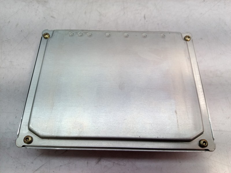 Recambio de centralita motor uce para bmw serie 3 berlina (e46) 320d referencia OEM IAM 7786887 7786887 0281010205