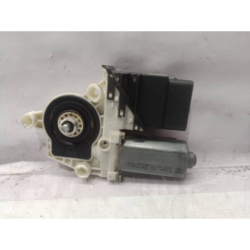 Recambio de motor elevalunas trasero derecho para seat toledo (1m2) referencia OEM IAM 1M0839730F 1M0839730F 1J4959812C