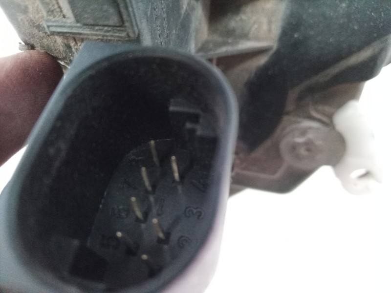 Recambio de cerradura puerta delantera derecha para bmw serie 3 berlina (e46) 320d referencia OEM IAM   