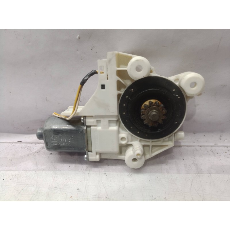 Recambio de motor elevalunas delantero izquierdo para ford focus berlina (cap) referencia OEM IAM 98456104 98456104 0130822217