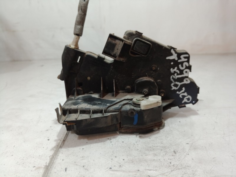 Recambio de cerradura puerta trasera izquierda para bmw serie 3 berlina (e46) 320d referencia OEM IAM   