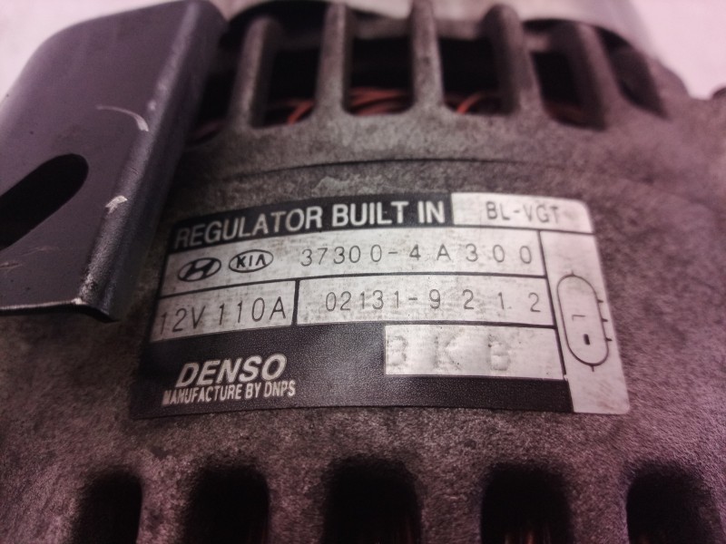 Recambio de alternador para kia sorento 2.5 crdi concept referencia OEM IAM 373004A300 373004A300 021319212
