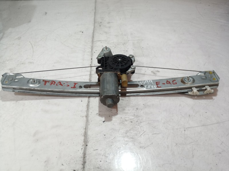 Recambio de elevalunas trasero izquierdo para bmw serie 3 berlina (e46) 320d referencia OEM IAM 8200717 8200717 8200717