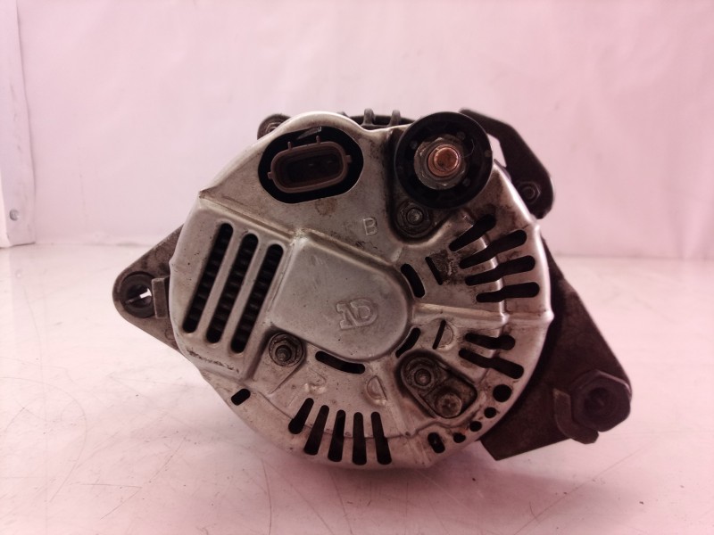 Recambio de alternador para kia sorento 2.5 crdi concept referencia OEM IAM 373004A300 373004A300 021319212