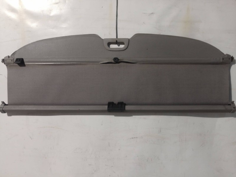 Recambio de bandeja trasera para kia sorento 2.5 crdi concept referencia OEM IAM   