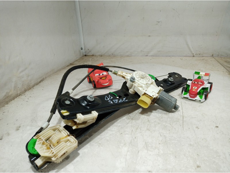 Recambio de elevalunas delantero derecho para bmw serie 3 berlina (e90) 325i referencia OEM IAM 0130822227 0130822227 0130822227