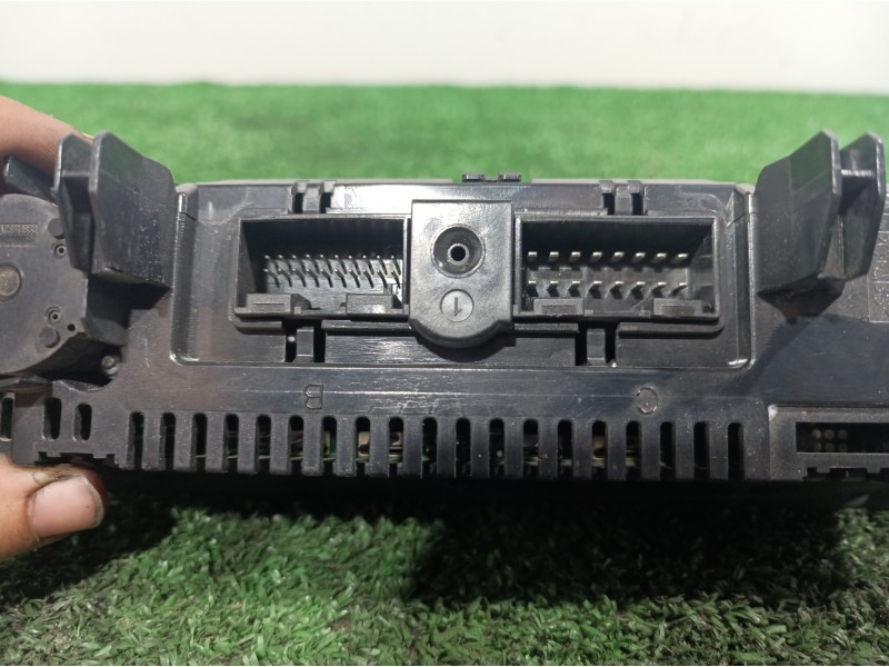 Recambio de mando climatizador para seat ibiza st (6j8) referencia OEM IAM 6J0820043B 6J0820043B 6J0820043