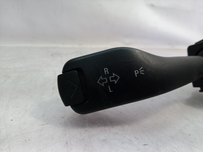 Recambio de mando intermitentes para bmw serie 3 berlina (e46) 320d referencia OEM IAM 8363668 8363668 8363668