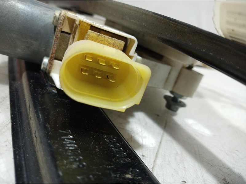 Recambio de elevalunas delantero derecho para bmw serie 3 berlina (e90) 325i referencia OEM IAM 0130822227 0130822227 0130822227