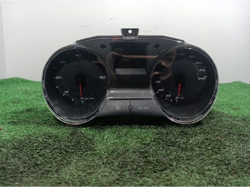 Recambio de cuadro instrumentos para seat ibiza st (6j8) referencia OEM IAM 6J0920802H 6J0920802H A2C53332250