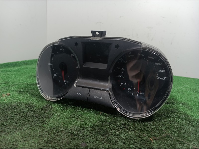 Recambio de cuadro instrumentos para seat ibiza st (6j8) referencia OEM IAM 6J0920802H 6J0920802H A2C53332250
