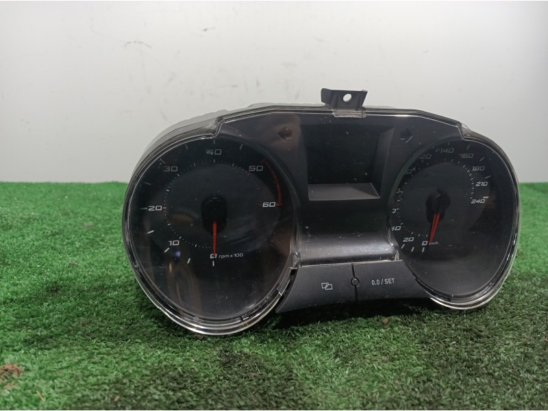 Recambio de cuadro instrumentos para seat ibiza st (6j8) referencia OEM IAM 6J0920802H 6J0920802H A2C53332250