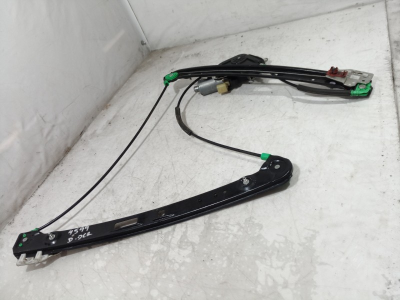 Recambio de elevalunas delantero derecho para bmw serie 3 berlina (e46) 320d referencia OEM IAM 676283620640 676283620640 676283