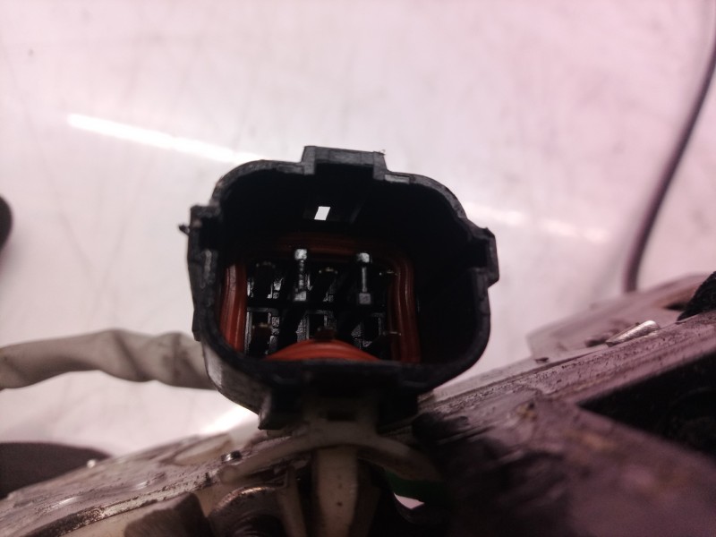 Recambio de cerradura puerta delantera derecha para kia sorento 2.5 crdi concept referencia OEM IAM   