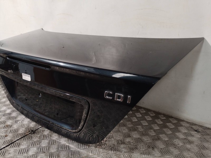 Recambio de tapa maletero para mercedes-benz clase c (w203) berlina referencia OEM IAM   