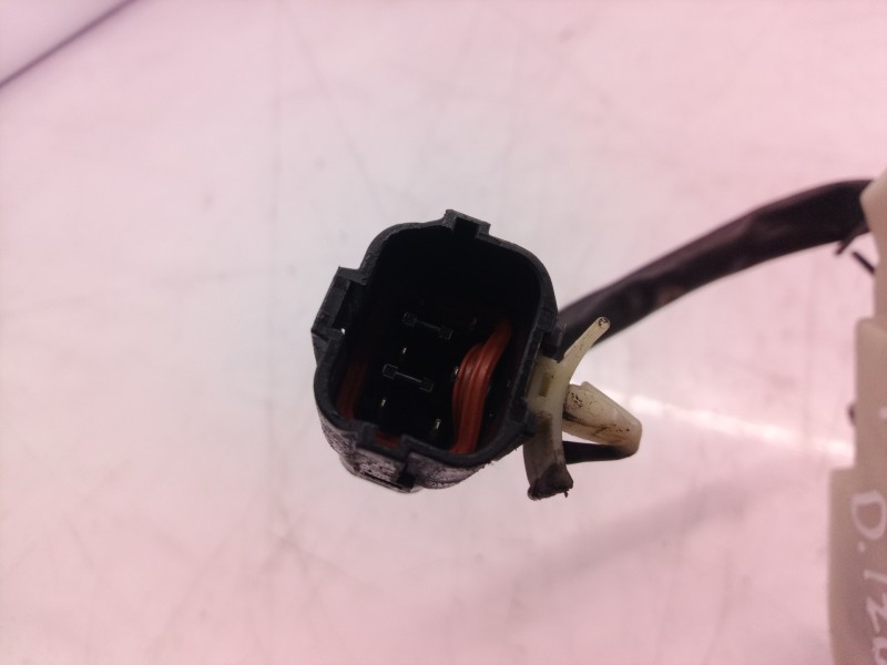 Recambio de cerradura puerta delantera izquierda para kia sorento 2.5 crdi concept referencia OEM IAM   