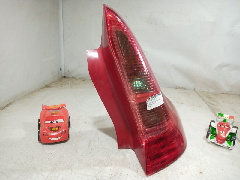 Recambio de piloto trasero derecho para citroën c4 coupe 1.4 16v referencia OEM IAM 4060204 4060204 4060204