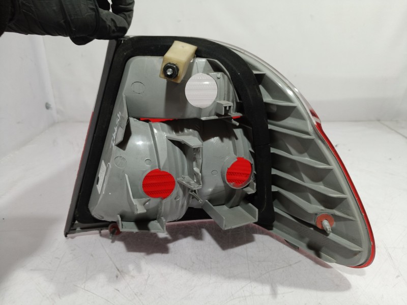 Recambio de piloto trasero izquierdo para bmw serie 3 berlina (e46) 320d referencia OEM IAM   