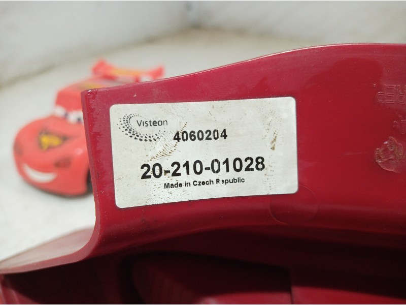 Recambio de piloto trasero derecho para citroën c4 coupe 1.4 16v referencia OEM IAM 4060204 4060204 4060204