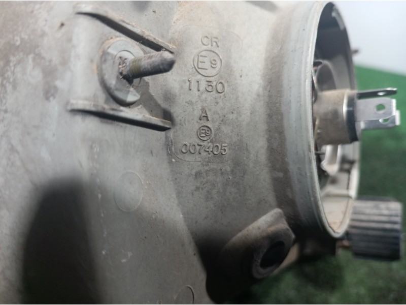 Recambio de faro derecho para seat marbella 0.9 referencia OEM IAM 007405 007405 007405