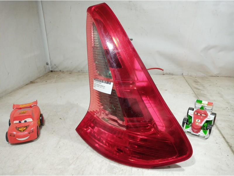 Recambio de piloto trasero derecho para citroën c4 coupe 1.4 16v referencia OEM IAM 4060204 4060204 4060204