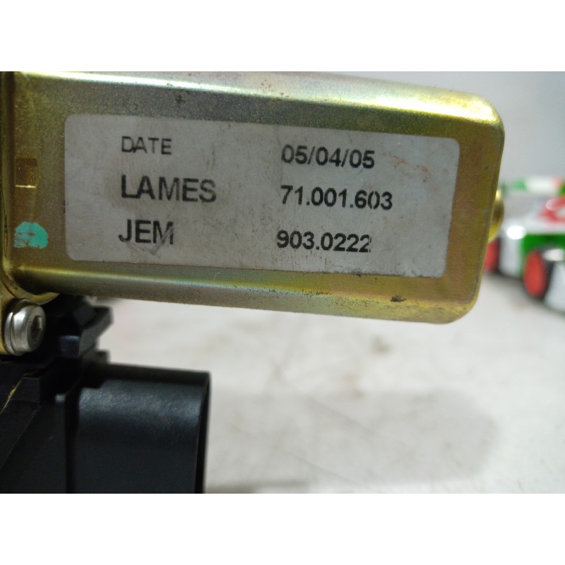 Recambio de motor elevalunas trasero derecho para bmw serie 3 berlina (e90) 325i referencia OEM IAM 9030222 9030222 9030222