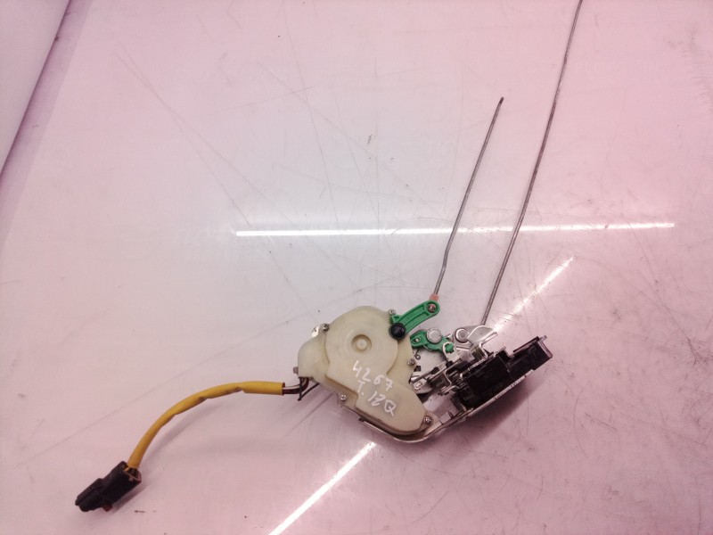 Recambio de cerradura puerta trasera izquierda para kia sorento 2.5 crdi concept referencia OEM IAM   