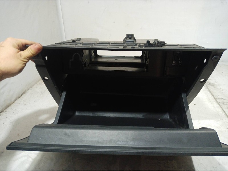 Recambio de guantera para seat leon st (5f8) referencia OEM IAM 5F1857095 5F1857095 5F1857095