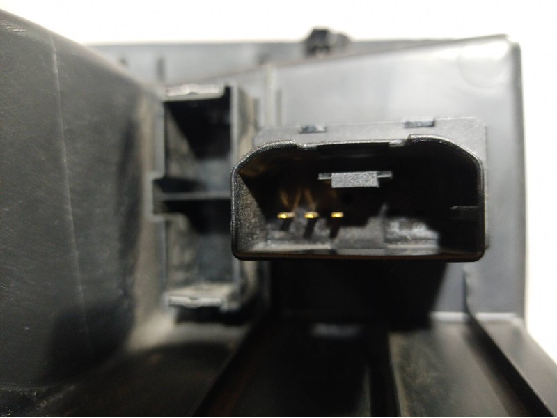 Recambio de guantera para seat leon st (5f8) referencia OEM IAM 5F1857095 5F1857095 5F1857095