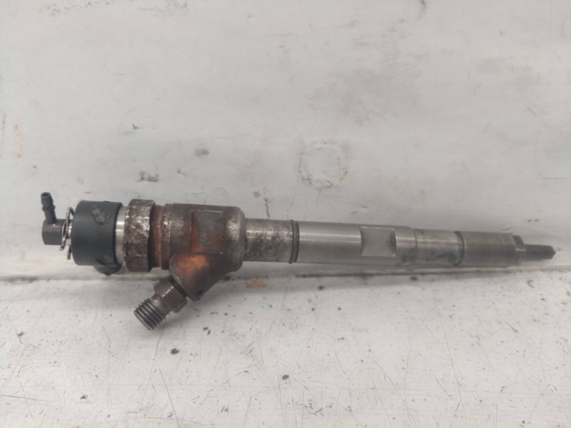 Recambio de inyector para kia sorento 2.5 crdi concept referencia OEM IAM 338004A410 338004A410 0445110233