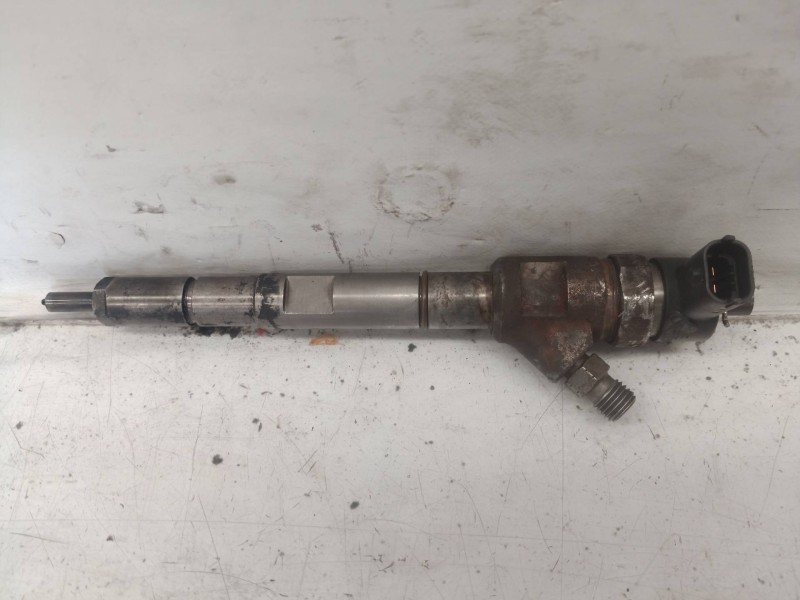 Recambio de inyector para kia sorento 2.5 crdi concept referencia OEM IAM 338004A410 338004A410 0445110233