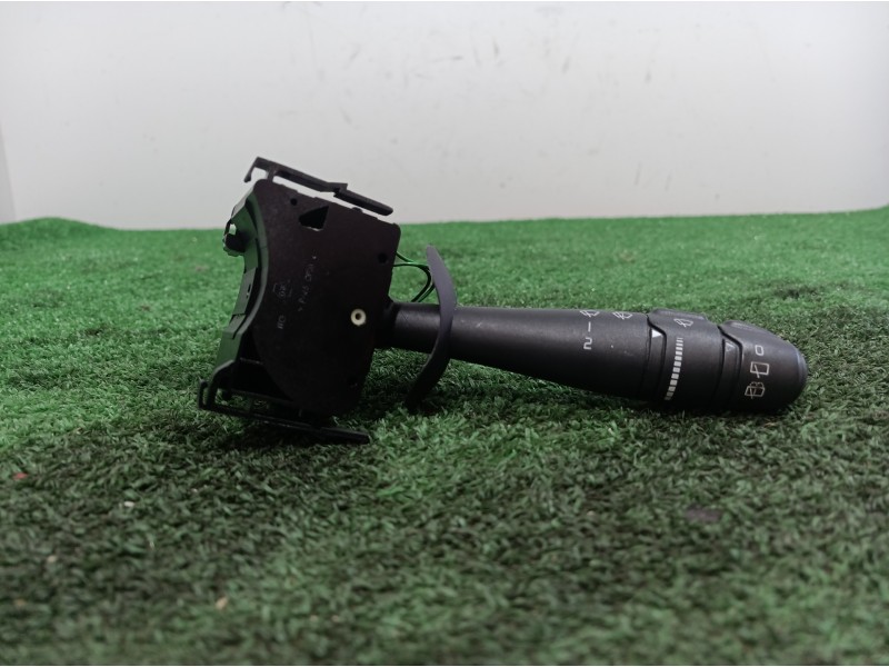 Recambio de mando limpia para renault laguna ii (bg0) referencia OEM IAM 820012245 820012245 34447701AM