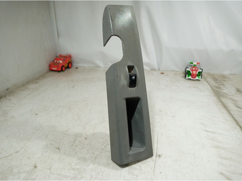 Recambio de mando elevalunas delantero derecho para kia sorento 2.5 crdi concept referencia OEM IAM 478510 478510 478510