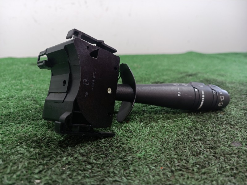 Recambio de mando limpia para renault laguna ii (bg0) referencia OEM IAM 820012245 820012245 34447701AM