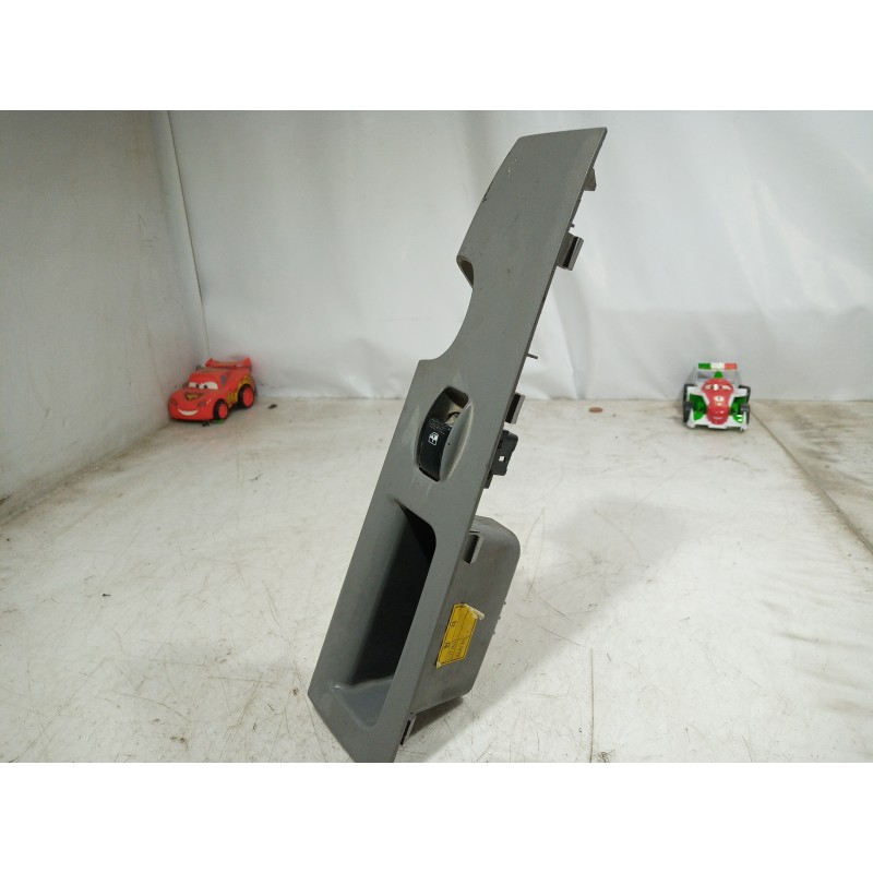 Recambio de mando elevalunas delantero derecho para kia sorento 2.5 crdi concept referencia OEM IAM 478510 478510 478510