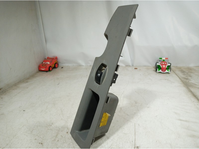 Recambio de mando elevalunas delantero derecho para kia sorento 2.5 crdi concept referencia OEM IAM 478510 478510 478510