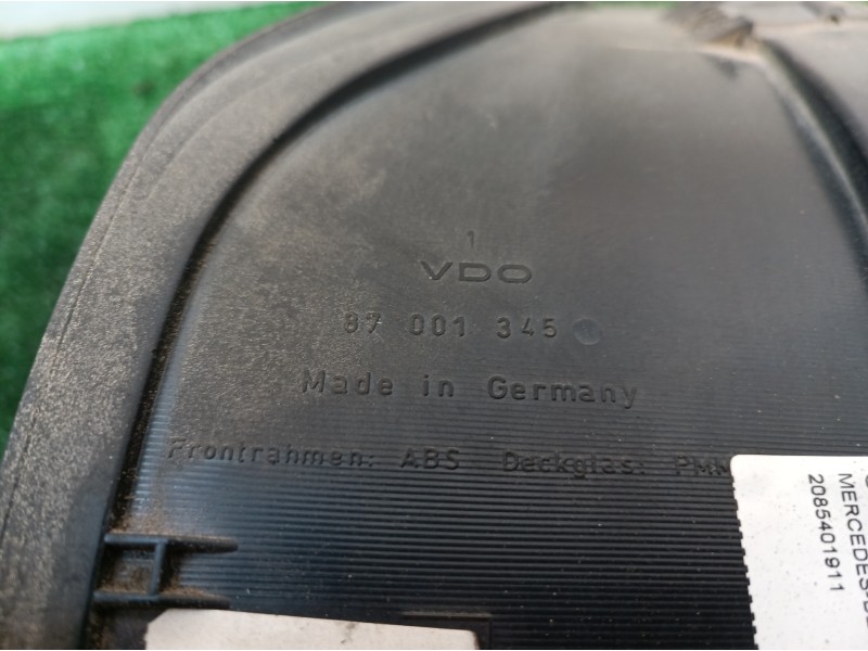 Recambio de cuadro instrumentos para mercedes-benz clase clk (w208) cabrio referencia OEM IAM 87001345 2085401911 110008901002
