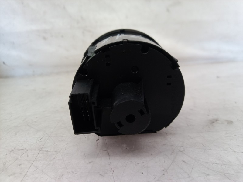 Recambio de mando luces para volkswagen golf v berlina (1k1) highline referencia OEM IAM 1K0941431 1K0941431 1K0941431