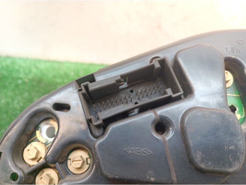 Recambio de cuadro instrumentos para mercedes-benz clase clk (w208) cabrio referencia OEM IAM 87001345 2085401911 110008901002