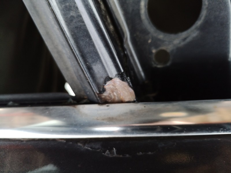 Recambio de puerta delantera derecha para bmw serie 3 berlina (e90) 325i referencia OEM IAM   