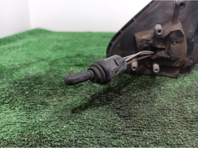 Recambio de retrovisor derecho para ford fiesta berlina básico referencia OEM IAM 3004504 3004504 3004504